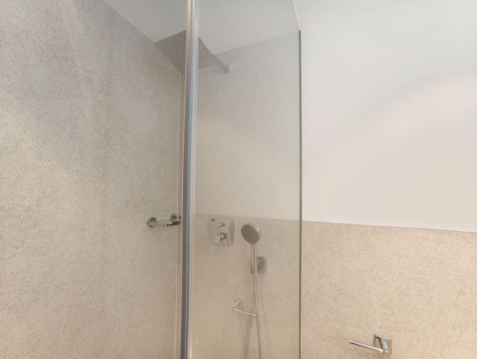 3 bedroom Apartment for rent in Peguera / Paguera with garage - € 4,500 (Ref: 9341727)