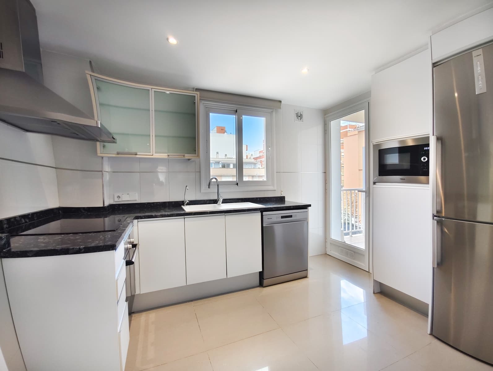 3 sypialnia Apartament do wynajęcia w Palma de Mallorca z garażem - 1 900 € (Ref: 9343953)