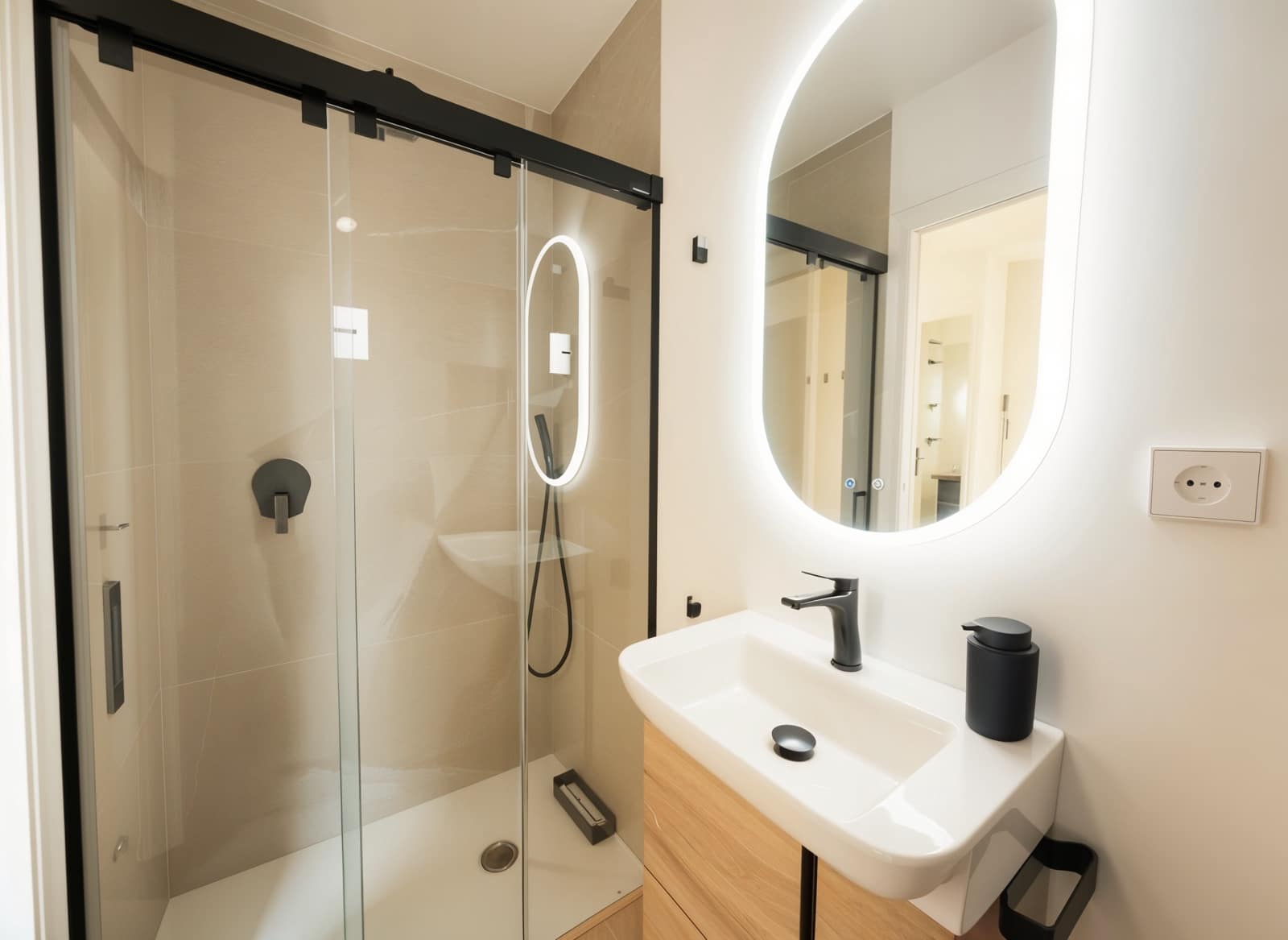 3 makuuhuone Huoneisto vuokrattavana paikassa Palma de Mallorca - 2 000 € (Ref: 9348443)