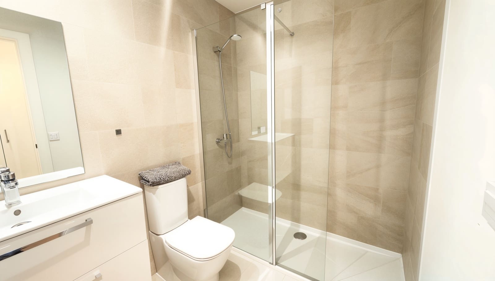 3 sypialnia Apartament do wynajęcia w Palma de Mallorca z basenem garażem - 2 700 € (Ref: 9352814)