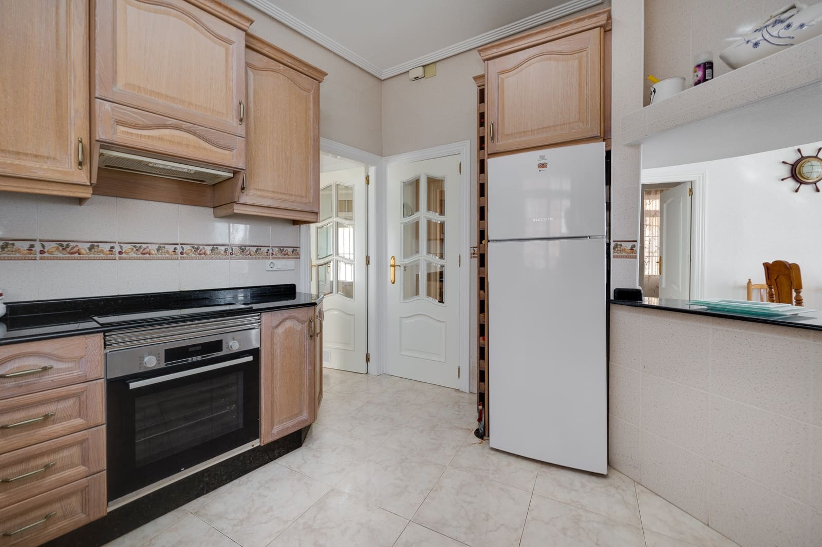 Apartamento de 4 habitaciones en Torrevieja en venta con garaje - 389.500 € (Ref: 9354524)