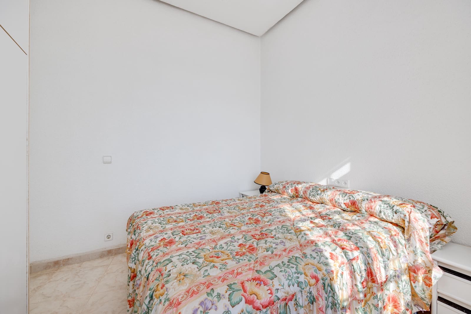 Apartamento de 4 habitaciones en Torrevieja en venta con garaje - 389.500 € (Ref: 9354524)