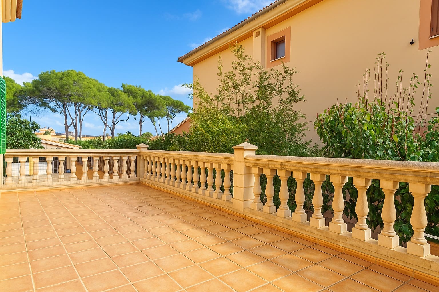 5 soverom Villa til salgs i Cala Millor med svømmebasseng garasje - € 950 000 (Ref: 9357865)