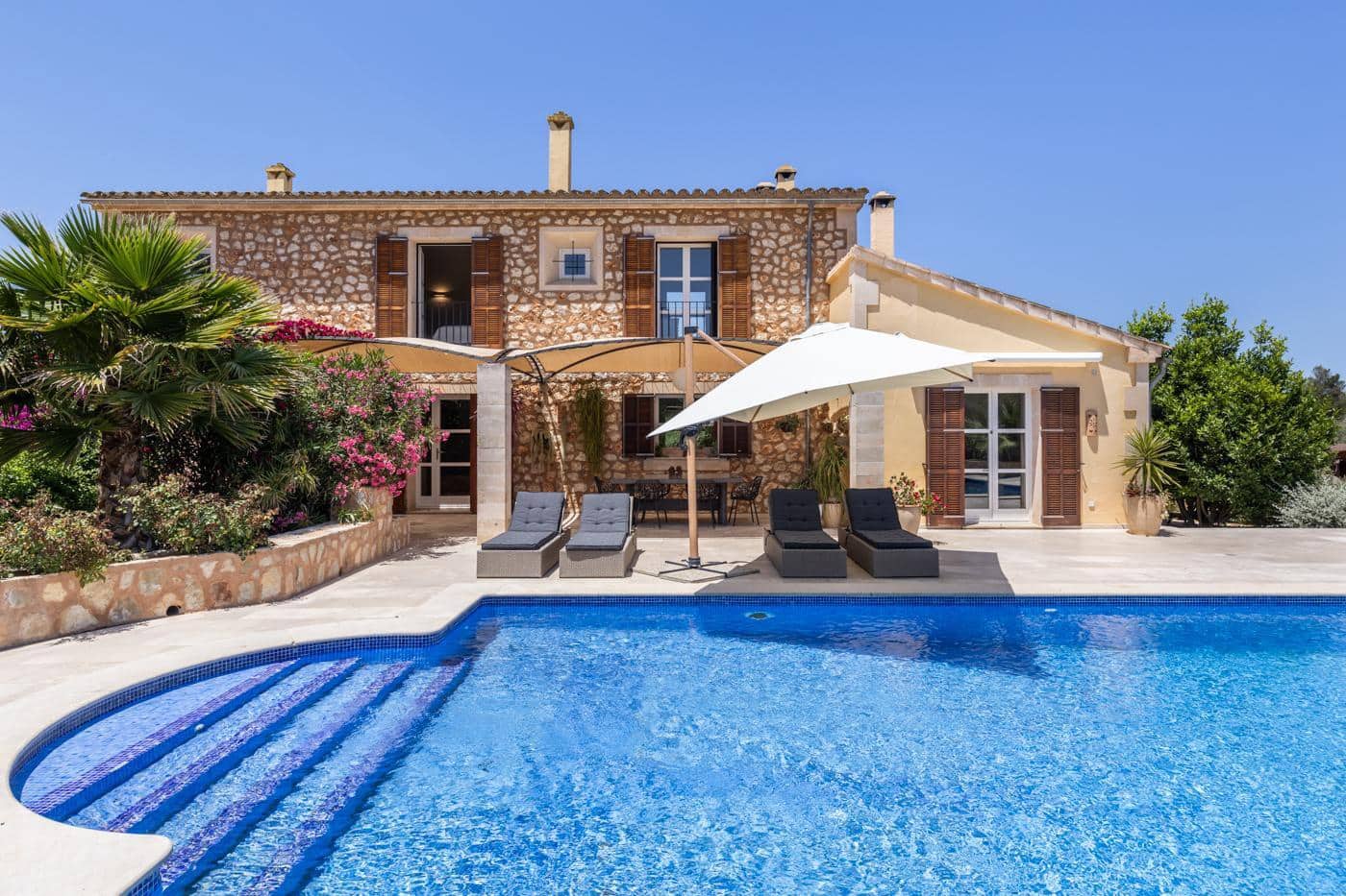 4 chambre Finca/Maison de Campagne à vendre à Montuiri avec piscine garage - 1 990 000 € (Ref: 9365958)