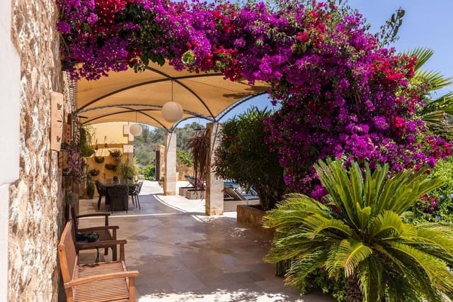 4 chambre Finca/Maison de Campagne à vendre à Montuïri avec piscine garage - 1 990 000 € (Ref: 9365958)