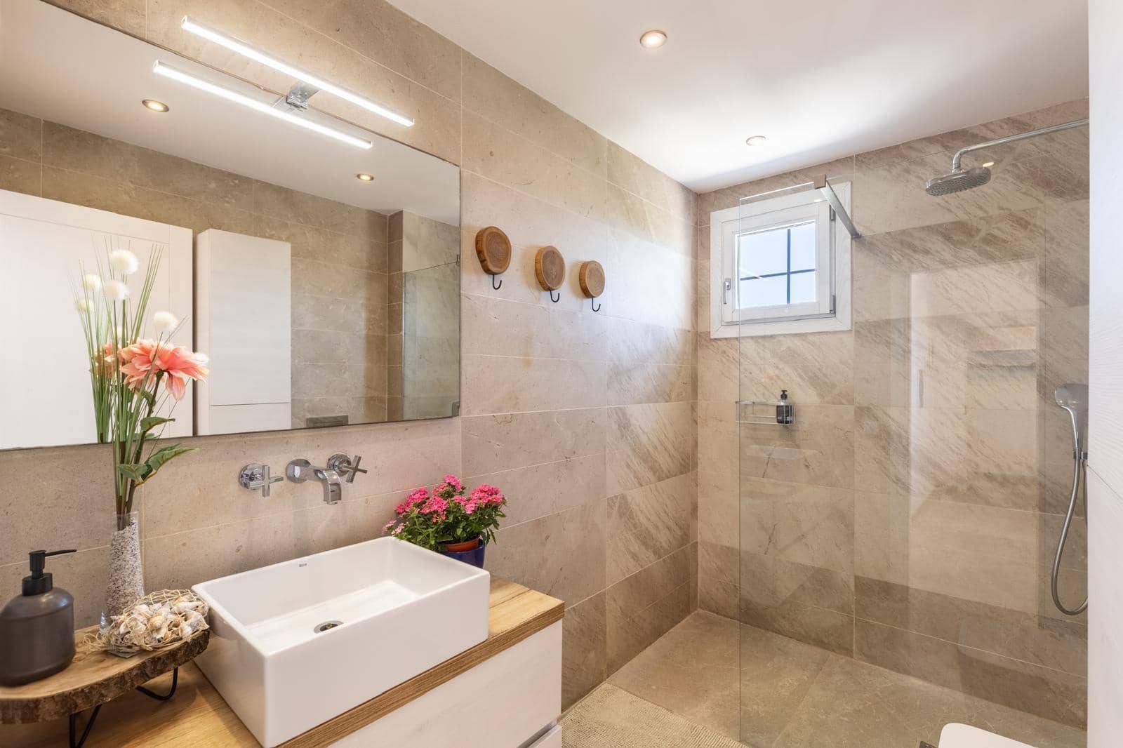 4 chambre Finca/Maison de Campagne à vendre à Montuiri avec piscine garage - 1 990 000 € (Ref: 9365958)