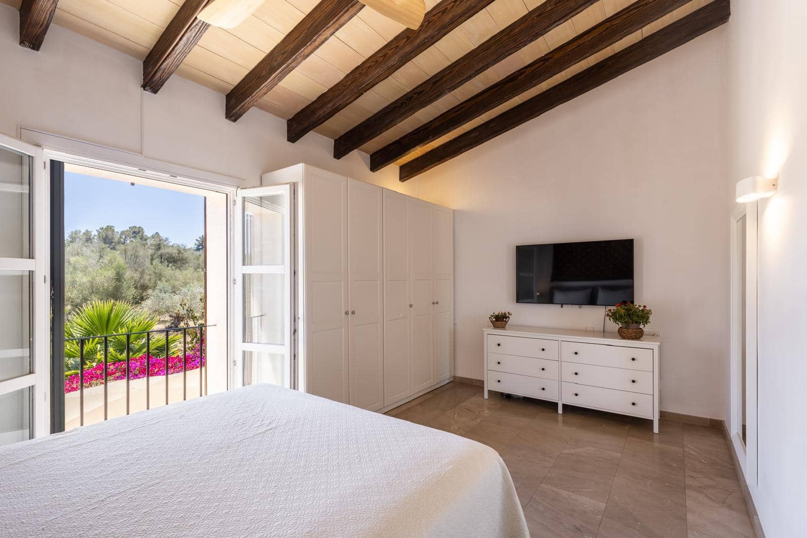 4 chambre Finca/Maison de Campagne à vendre à Montuiri avec piscine garage - 1 990 000 € (Ref: 9365958)