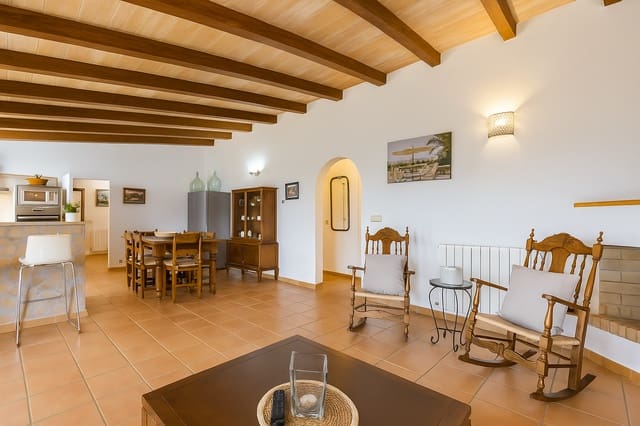 3 bedroom Finca/Country House for rent in Son Servera with pool garage - € 2,900 (Ref: 9371991)