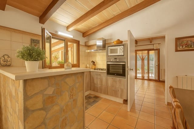 3 bedroom Finca/Country House for rent in Son Servera with pool garage - € 2,900 (Ref: 9371991)