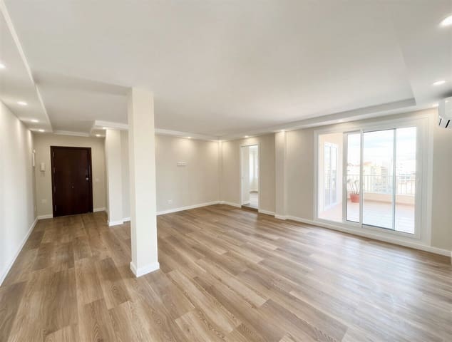 2 soveværelse Lejlighed til salg i L'Arenal / S'Arenal, Llucmajor med garage - € 399.000 (Ref: 9372143)