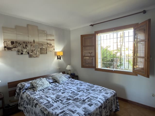 4 sypialnia Willa na sprzedaż w Las Maravillas, Palma de Mallorca z basenem garażem - 970 000 € (Ref: 9378384)