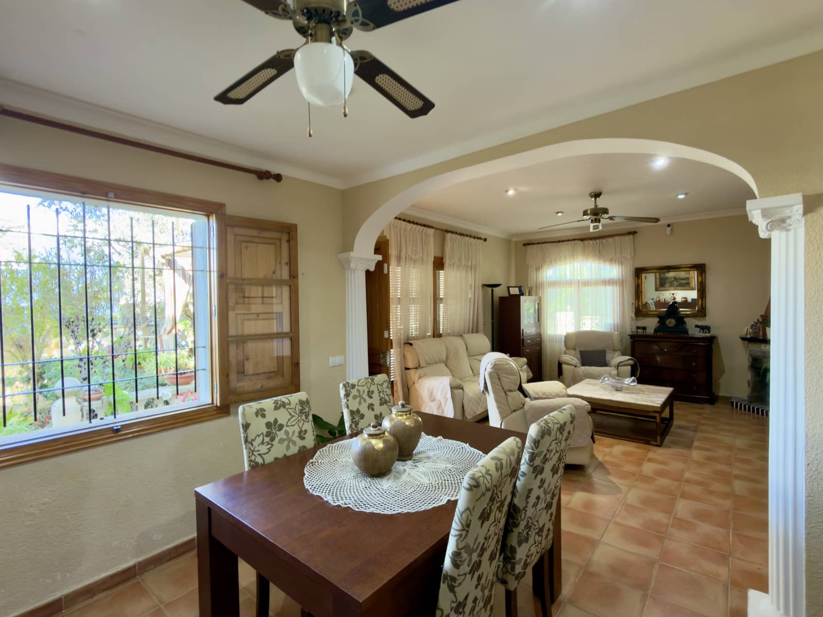 4 sypialnia Willa na sprzedaż w Palma de Mallorca z basenem garażem - 960 000 € (Ref: 9378384)