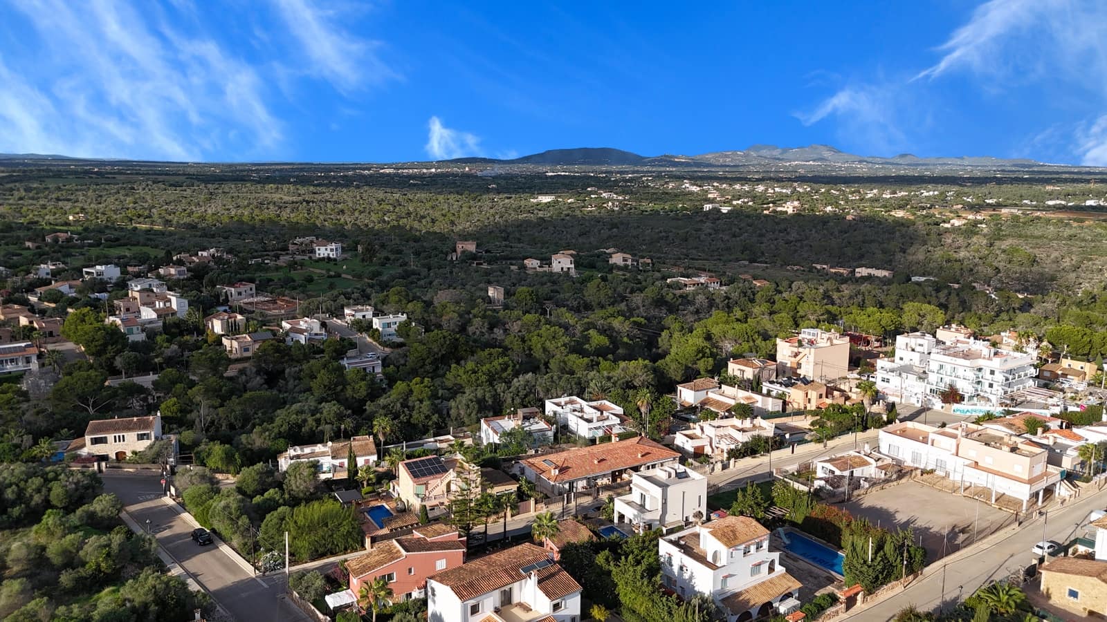 3 bedroom Villa for sale in Cala Llombards with pool - € 1,850,000 (Ref: 9383211)