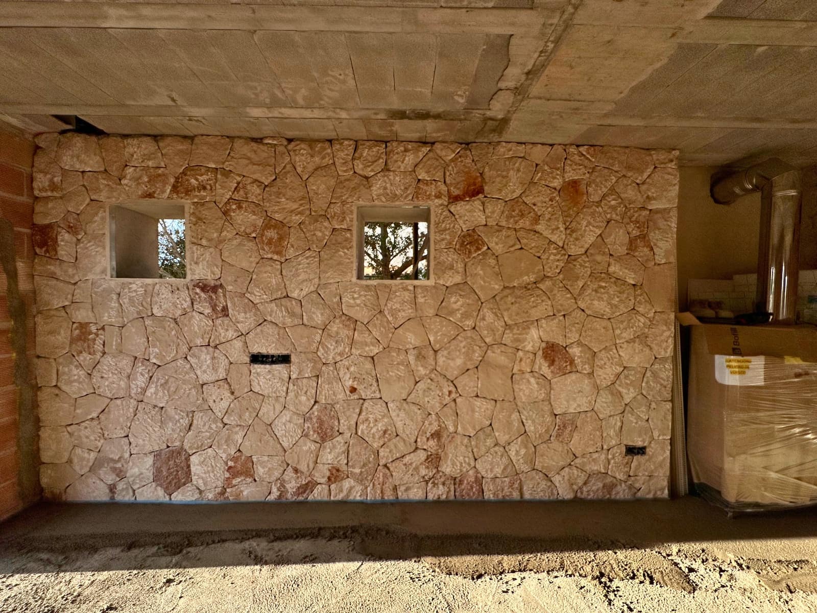 3 bedroom Villa for sale in Cala Llombards with pool - € 1,850,000 (Ref: 9383211)