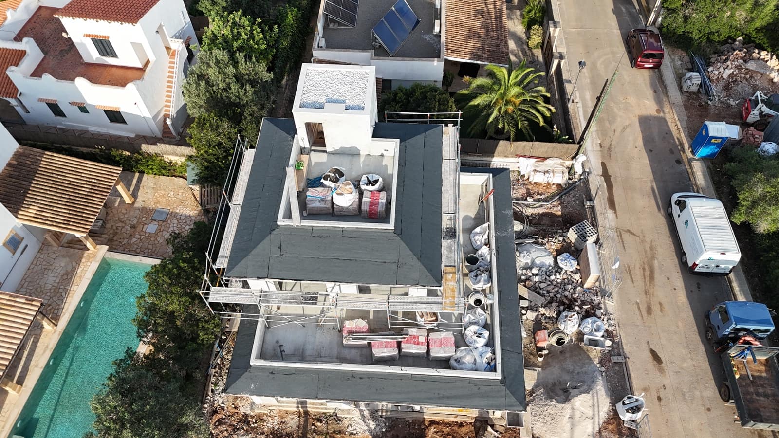 3 bedroom Villa for sale in Cala Llombards with pool - € 1,850,000 (Ref: 9383211)