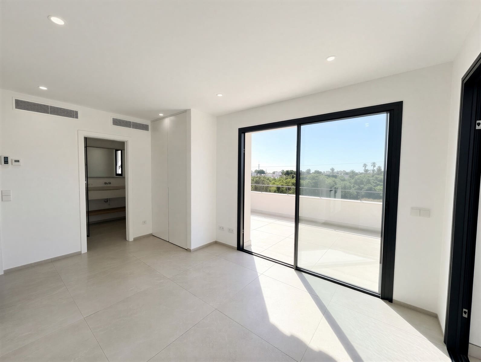 3 bedroom Villa for sale in Cala Llombards with pool - € 1,590,000 (Ref: 9383211)