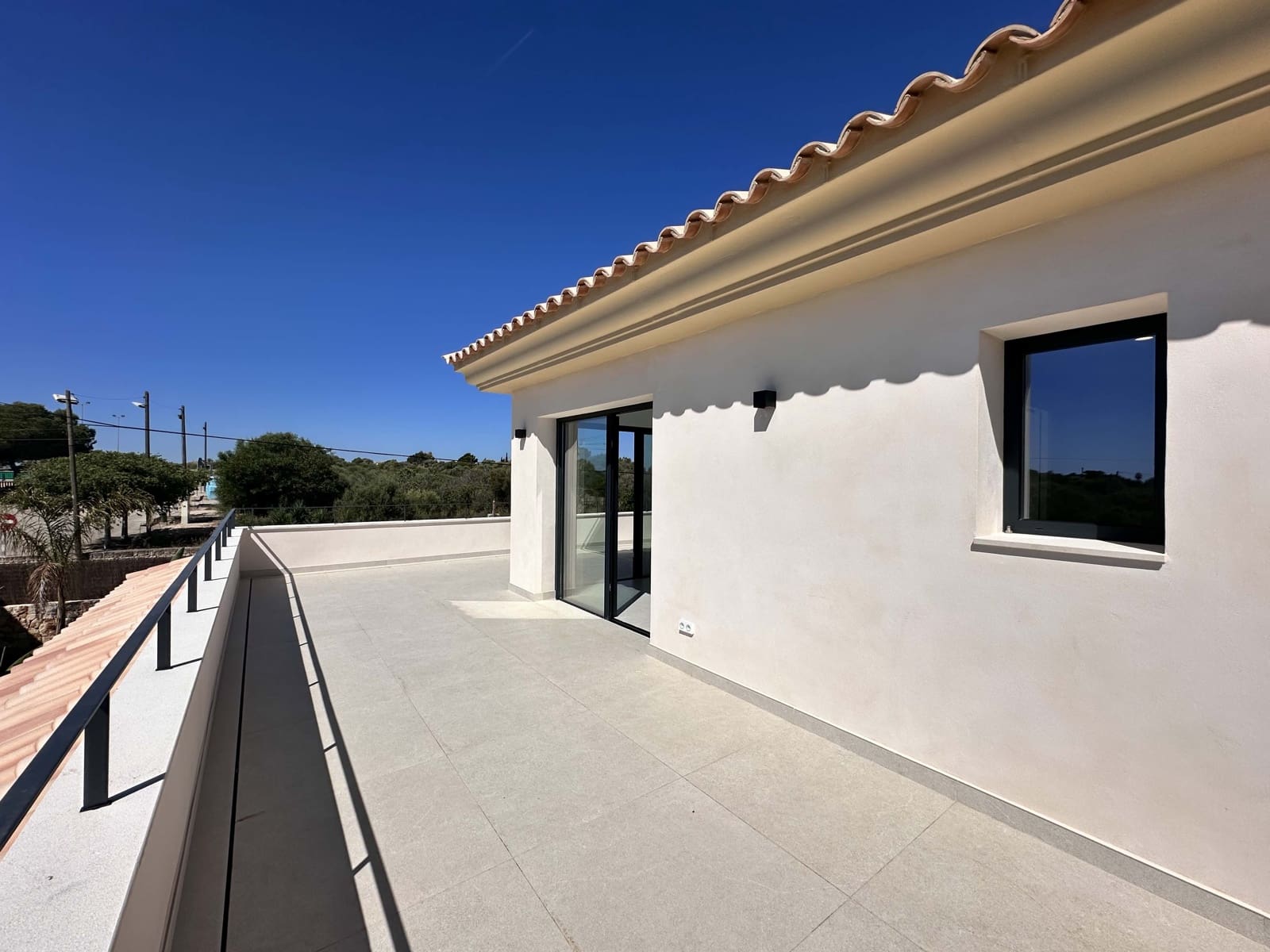 3 bedroom Villa for sale in Cala Llombards with pool - € 1,590,000 (Ref: 9383211)