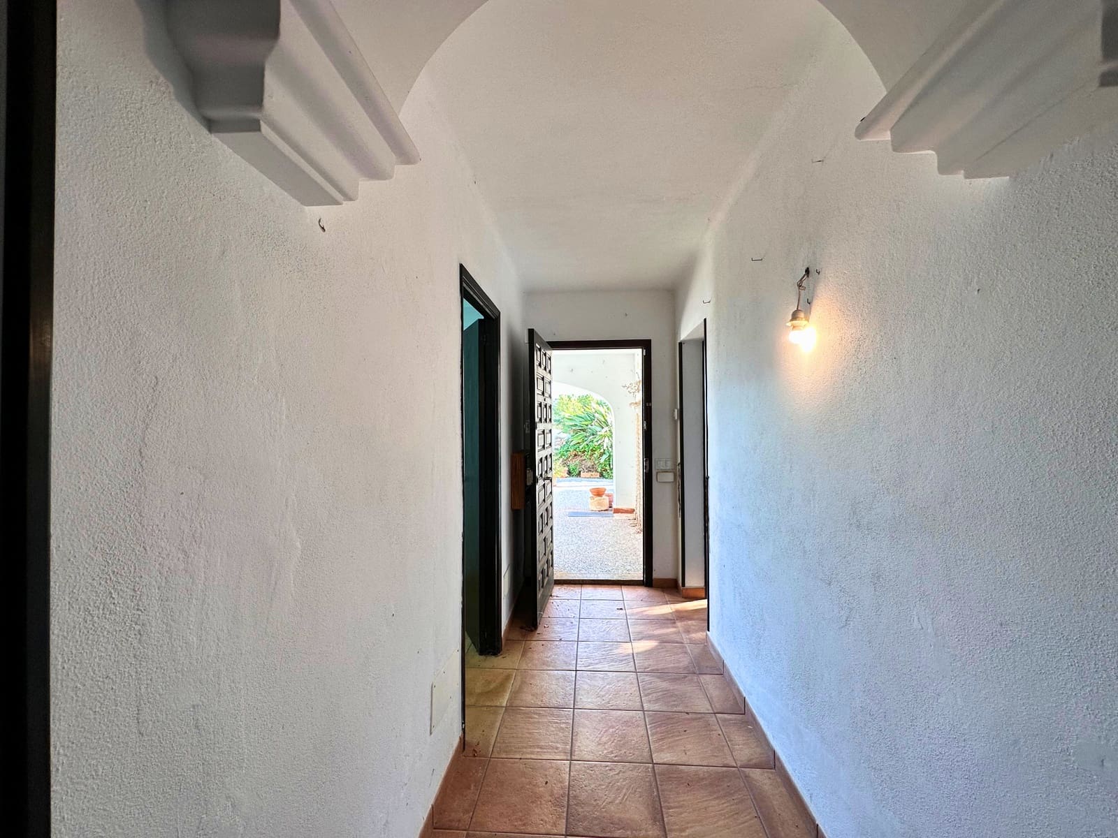 3 makuuhuone Bungalow myytävänä paikassa Cala Figuera mukana uima-altaan - 895 000 € (Ref: 9386311)