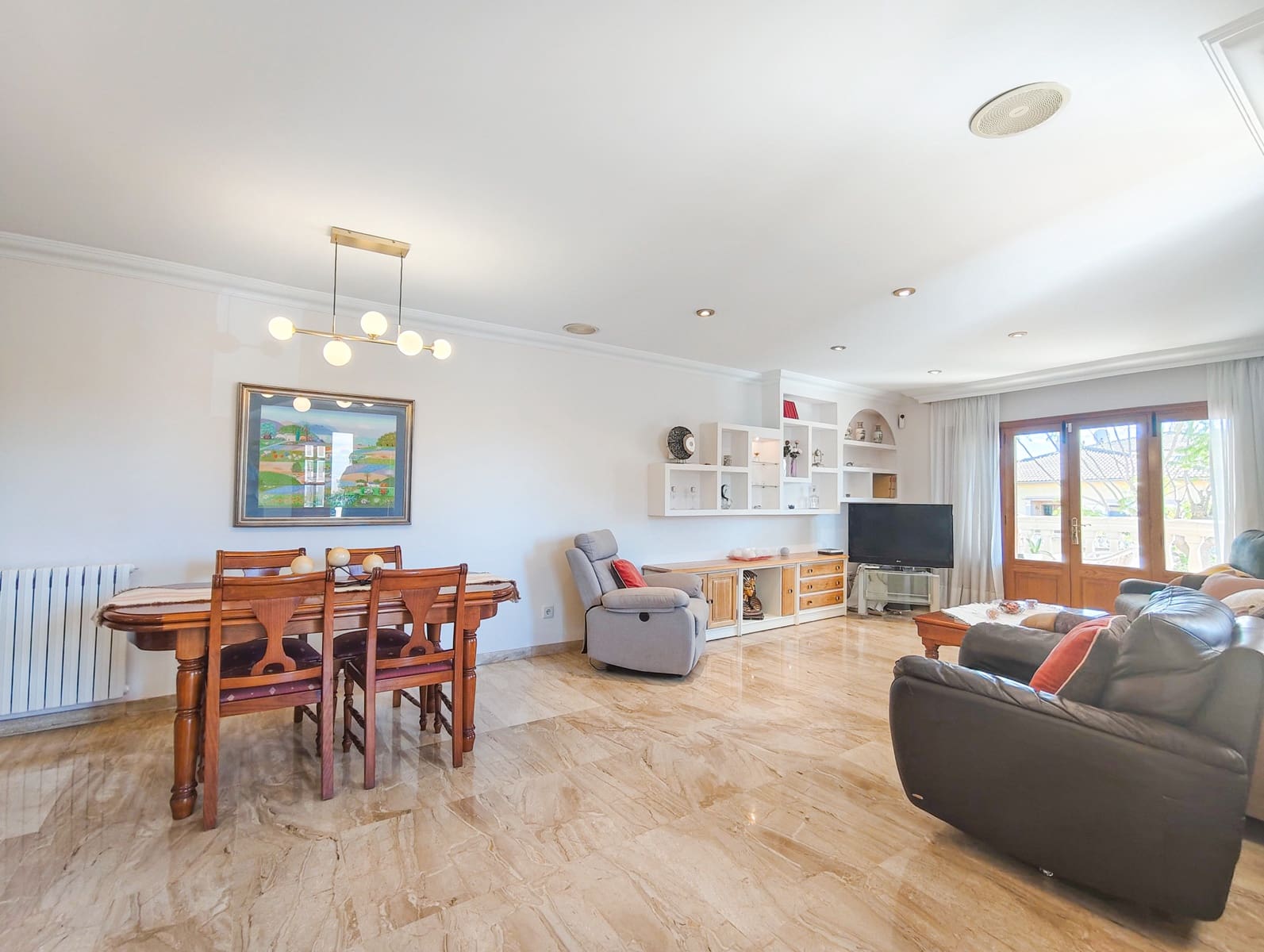 4 bedroom Townhouse for sale in Marratxi with pool garage - € 895,000 (Ref: 9390023)