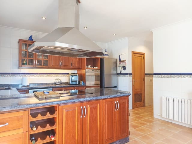 4 soveværelse Byhus til salg i Marratxí med swimmingpool garage - € 895.000 (Ref: 9390023)