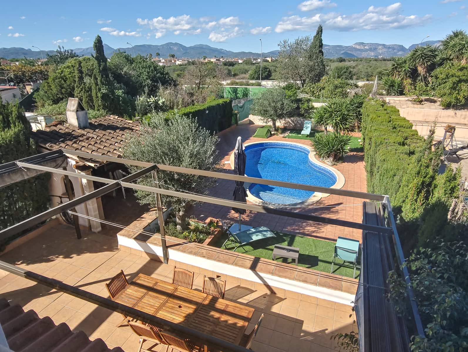 4 bedroom Townhouse for sale in Marratxi with pool garage - € 895,000 (Ref: 9390023)