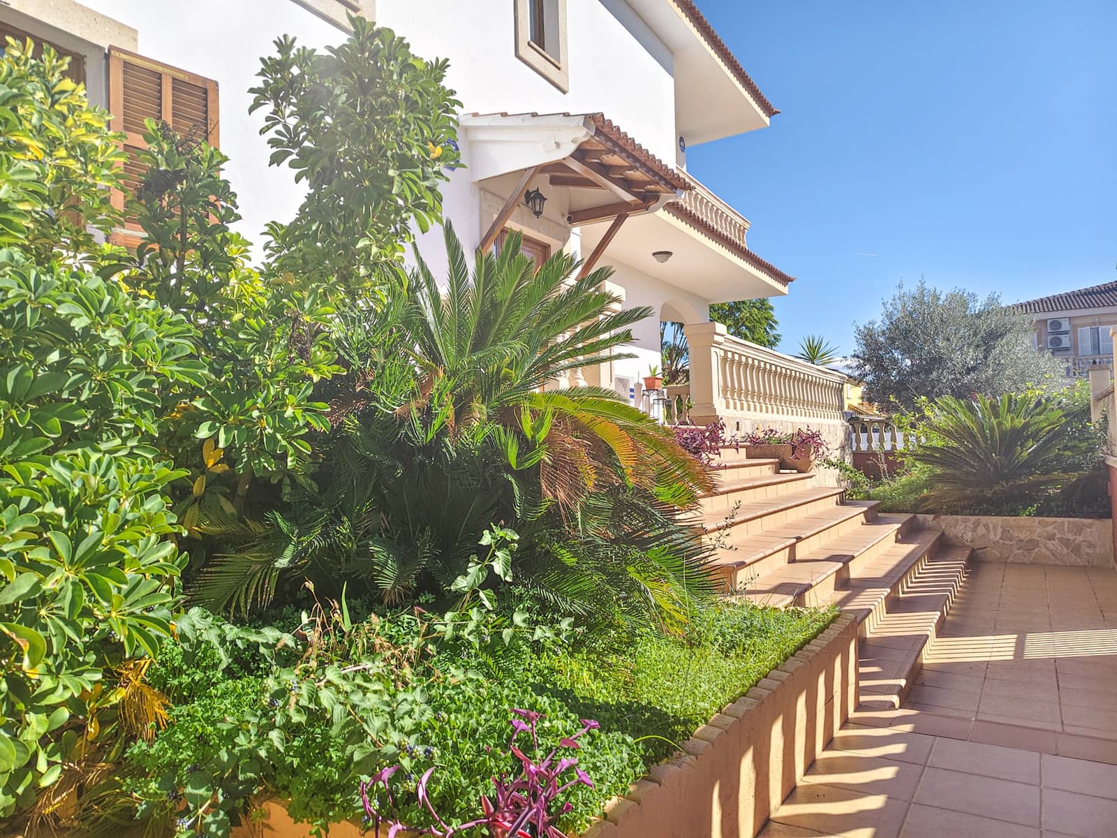 4 bedroom Townhouse for sale in Marratxi with pool garage - € 895,000 (Ref: 9390023)