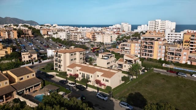 4 soveværelse Erhverv til salg i Cala Millor, Son Servera med garage - € 150.000 (Ref: 9399814)