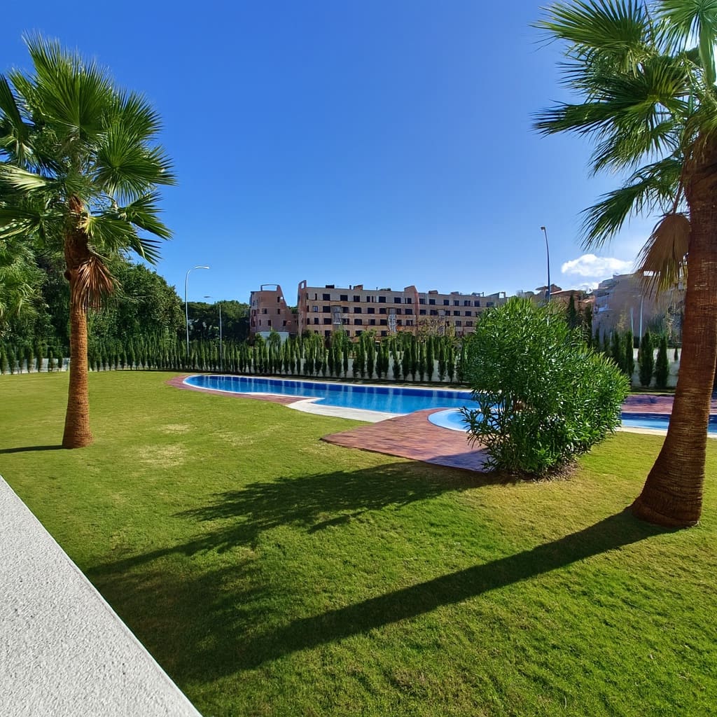 3 sovrum Lägenhet att hyra i Sa Coma med pool garage - 1 980 € (Ref: 9414931)