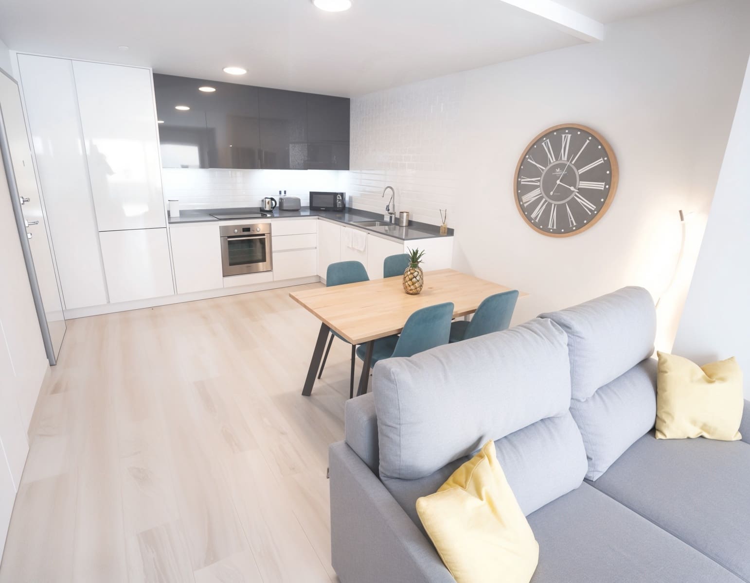 2 chambre Appartement à vendre à Orihuela Costa avec piscine - 279 000 € (Ref: 9418901)