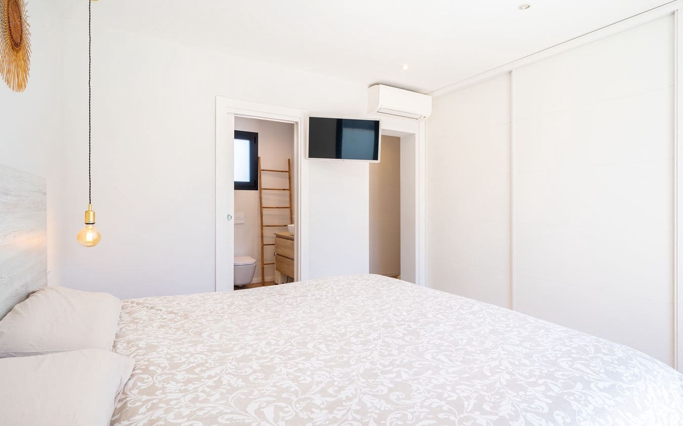 3 bedroom Villa for sale in Marratxi with pool garage - € 1,350,000 (Ref: 9426500)