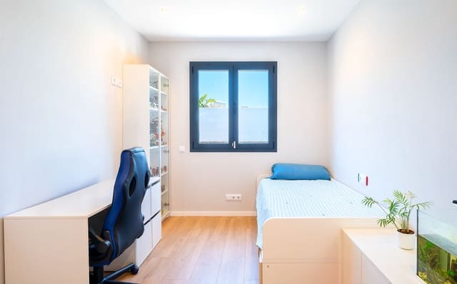 3 soverom Villa til salgs i Marratxí med svømmebasseng garasje - € 1 350 000 (Ref: 9426500)