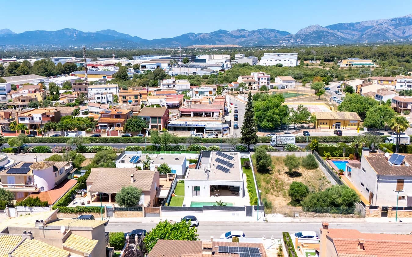 3 bedroom Villa for sale in Marratxi with pool garage - € 1,350,000 (Ref: 9426500)