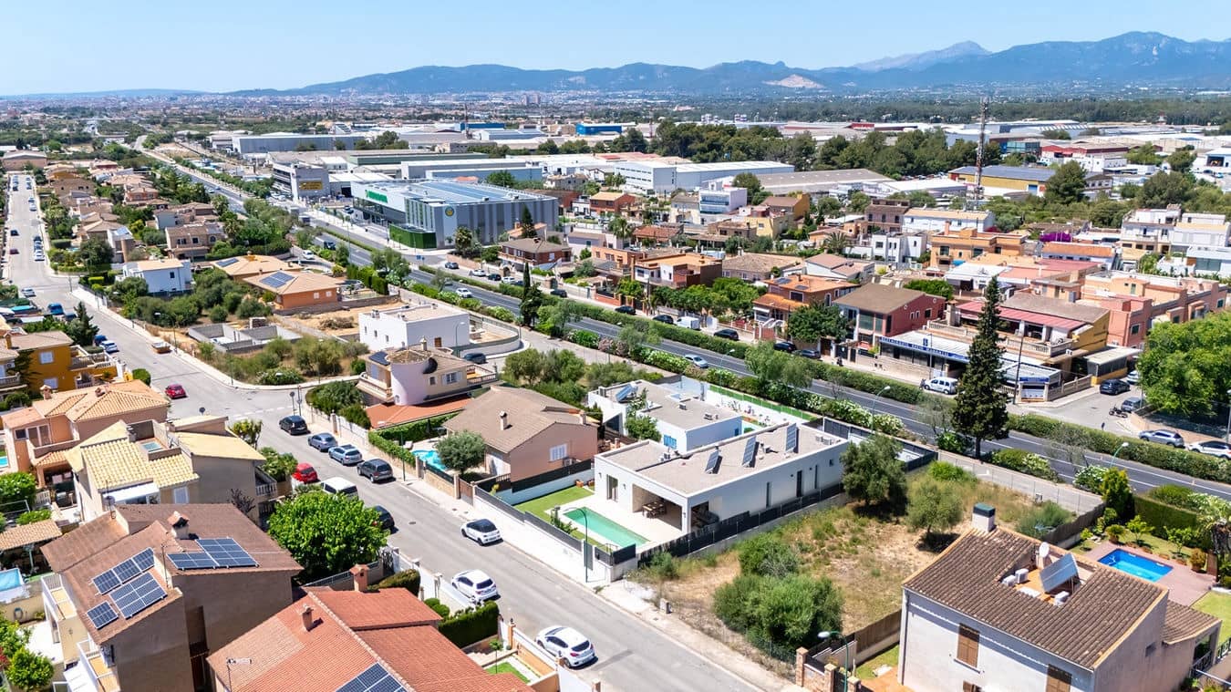 3 bedroom Villa for sale in Marratxi with pool garage - € 1,350,000 (Ref: 9426500)