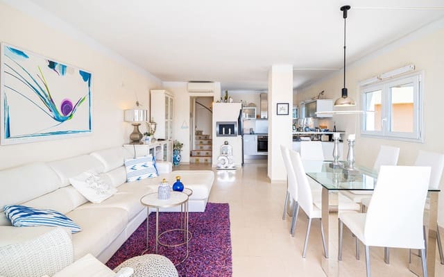 3 makuuhuone Kattohuoneisto myytävänä paikassa Puerto de Andratx, Andratx mukana uima-altaan 
autotalli - 1 695 000 € (Ref: 9428147)