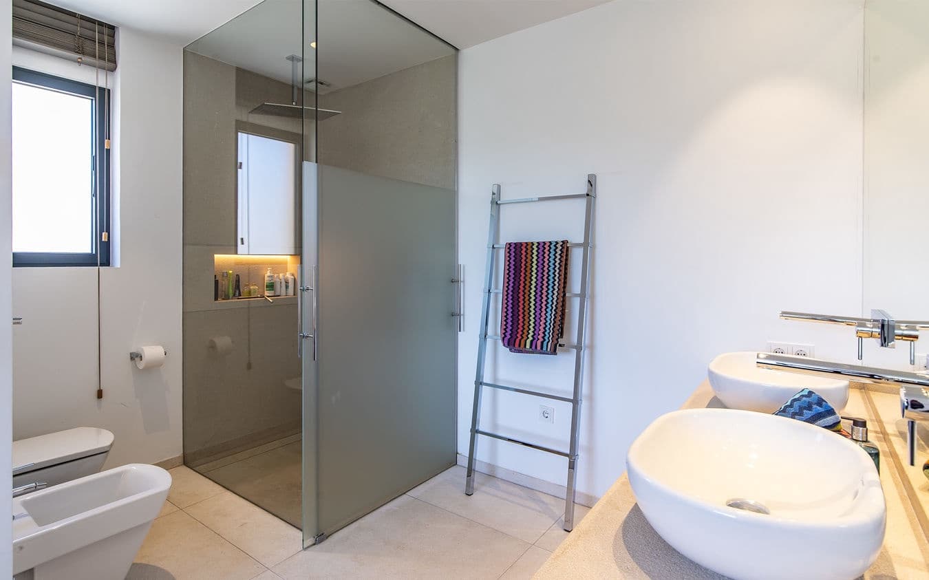 3 bedroom Semi-detached Villa for sale in Es Capdella with pool garage - € 1,750,000 (Ref: 9431257)