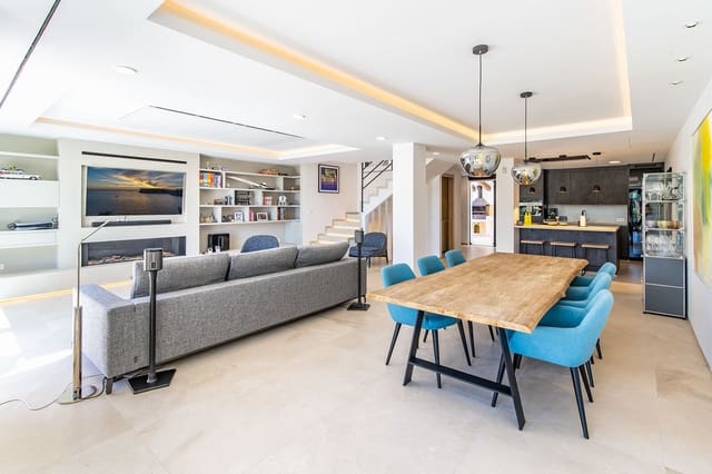 3 bedroom Semi-detached Villa for sale in Es Capdella, Calvià with pool garage - € 1,750,000 (Ref: 9431257)