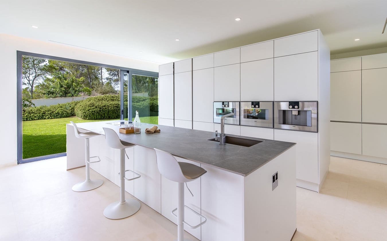 7 slaapkamer Villa te koop in Palma de Mallorca met zwembad garage - € 6.900.000 (Ref: 9432002)