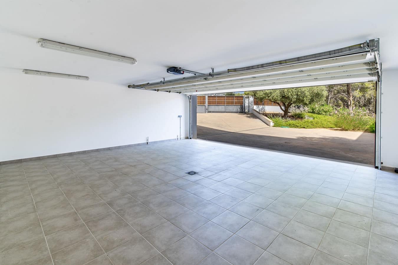 7 slaapkamer Villa te koop in Palma de Mallorca met zwembad garage - € 6.900.000 (Ref: 9432002)