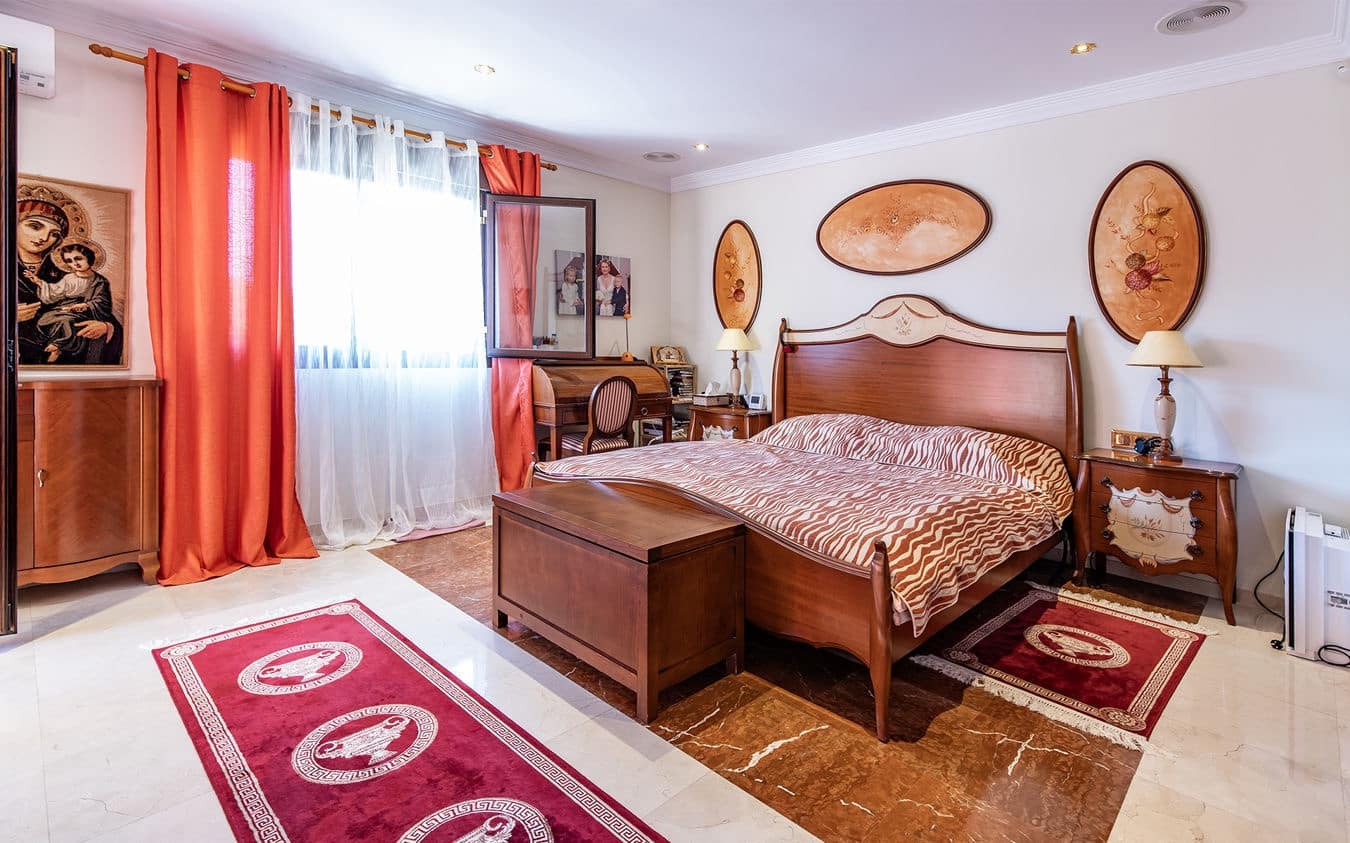 5 bedroom Villa for sale in El Toro / Port Adriano with pool garage - € 2,500,000 (Ref: 9432006)