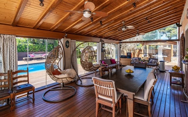 5 bedroom Villa for sale in El Toro / Port Adriano, Calvià with pool garage - € 2,500,000 (Ref: 9432006)