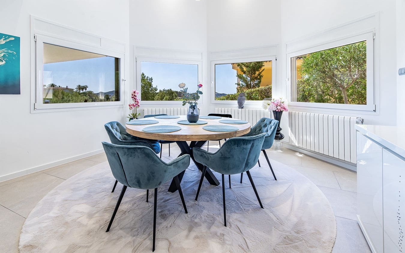 4 bedroom Villa for sale in Costa de la Calma with pool garage - € 2,290,000 (Ref: 9432007)