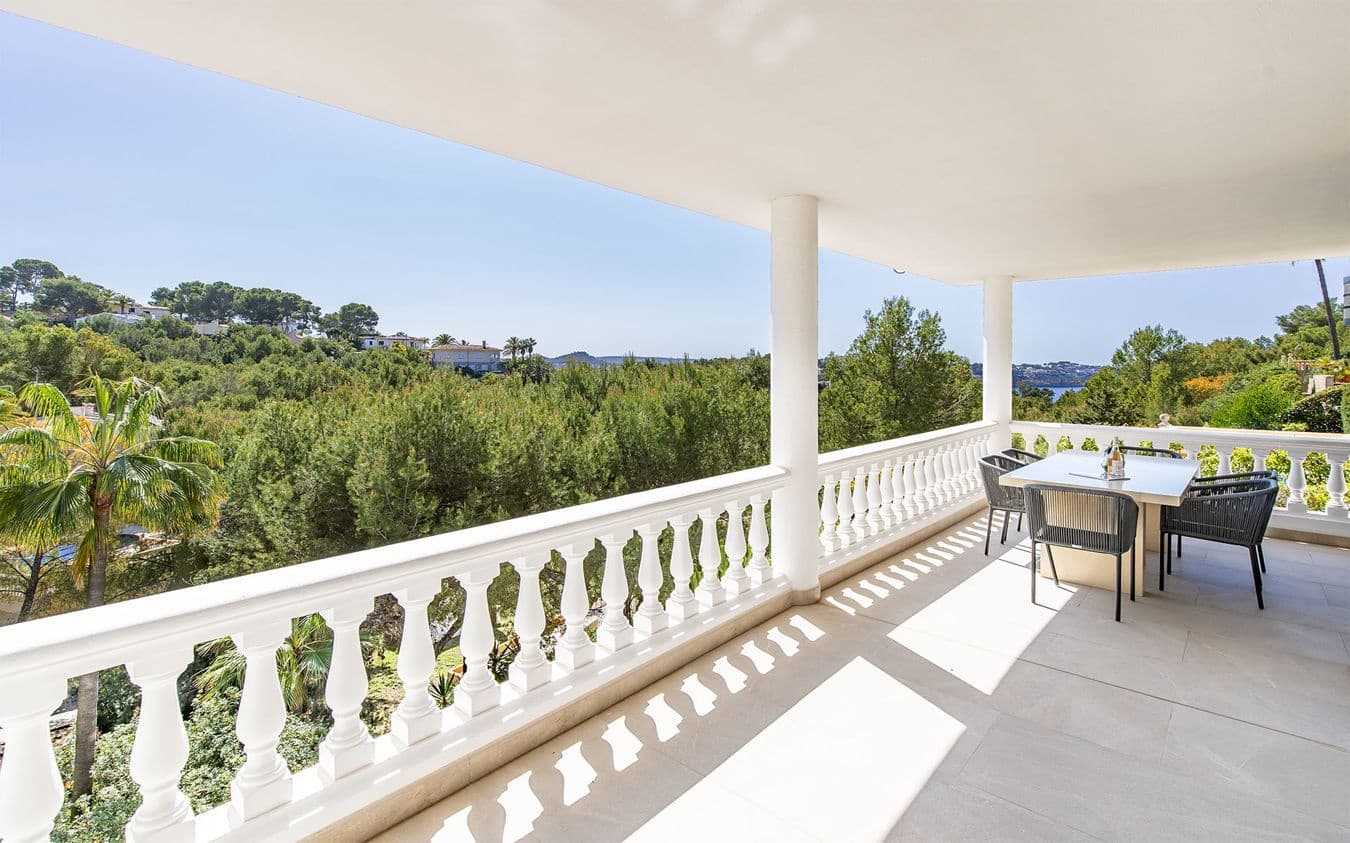 4 bedroom Villa for sale in Costa de la Calma with pool garage - € 2,290,000 (Ref: 9432007)