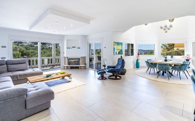 4 sypialnia Willa na sprzedaż w Costa de la Calma, Calvià z basenem garażem - 2 290 000 € (Ref: 9432007)