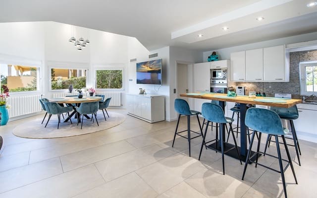 4 sypialnia Willa na sprzedaż w Costa de la Calma, Calvià z basenem garażem - 2 290 000 € (Ref: 9432007)