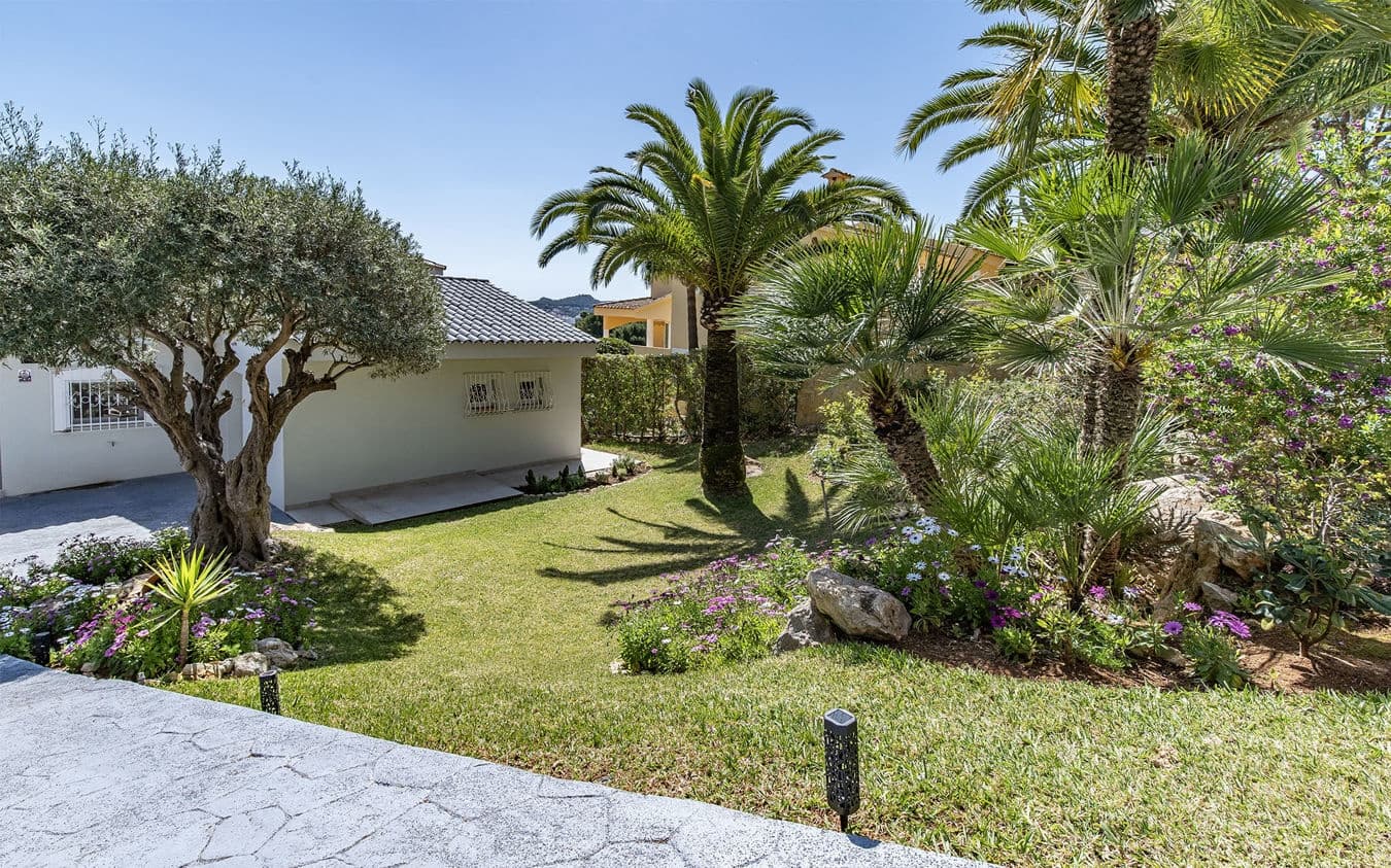 4 bedroom Villa for sale in Costa de la Calma with pool garage - € 2,290,000 (Ref: 9432007)