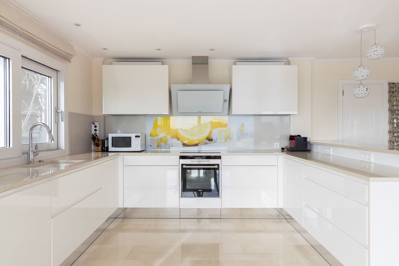 3 makuuhuone Huvila myytävänä paikassa Costa de la Calma mukana uima-altaan 
autotalli - 2 980 000 € (Ref: 9432008)