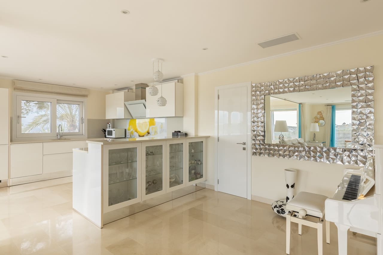 3 makuuhuone Huvila myytävänä paikassa Costa de la Calma mukana uima-altaan 
autotalli - 2 980 000 € (Ref: 9432008)