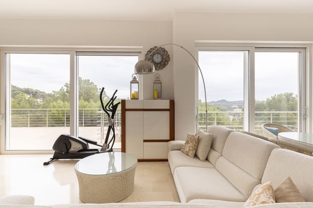 3 soverom Villa til salgs i Costa de la Calma, Calvià med svømmebasseng garasje - € 2 980 000 (Ref: 9432008)