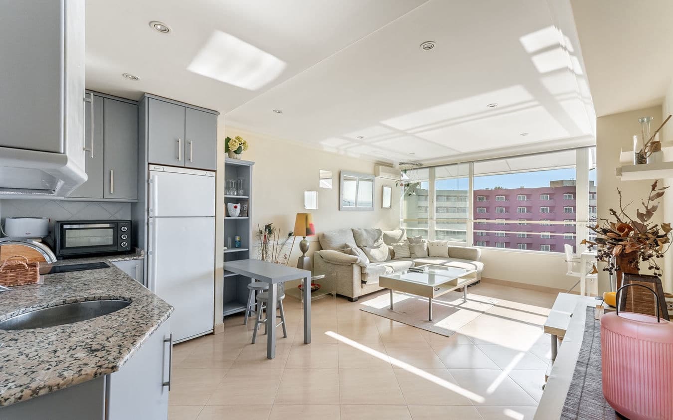 2 bedroom Apartment for sale in Portals Nous with garage - € 395,000 (Ref: 9432437)