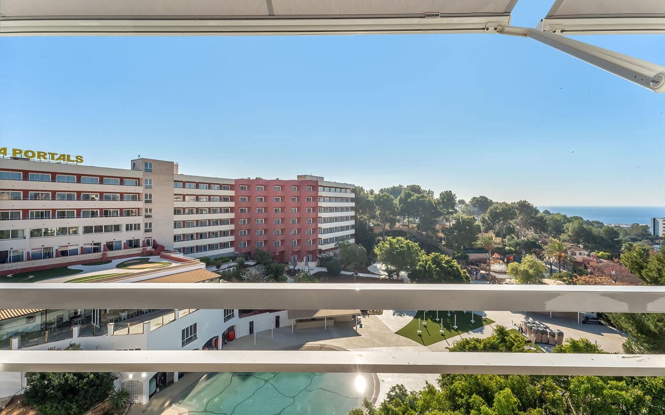 2 bedroom Apartment for sale in Portals Nous with garage - € 395,000 (Ref: 9432437)